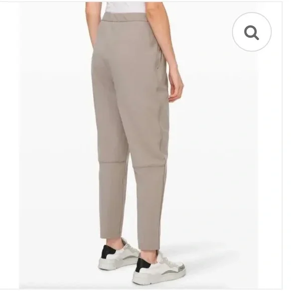NWT Lululemon Essential High Rise Trouser - Picture 2 of 8